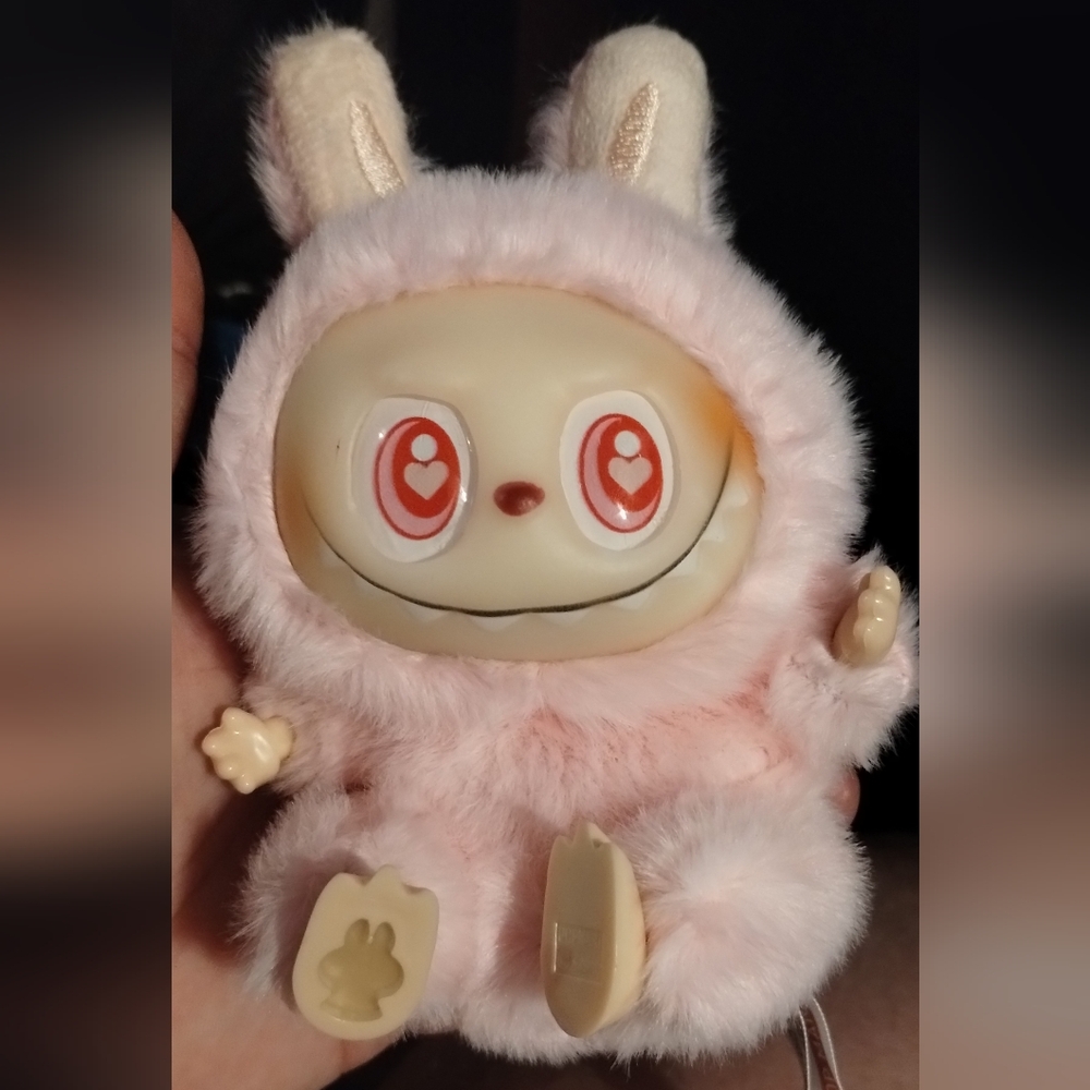 Labubu Dada